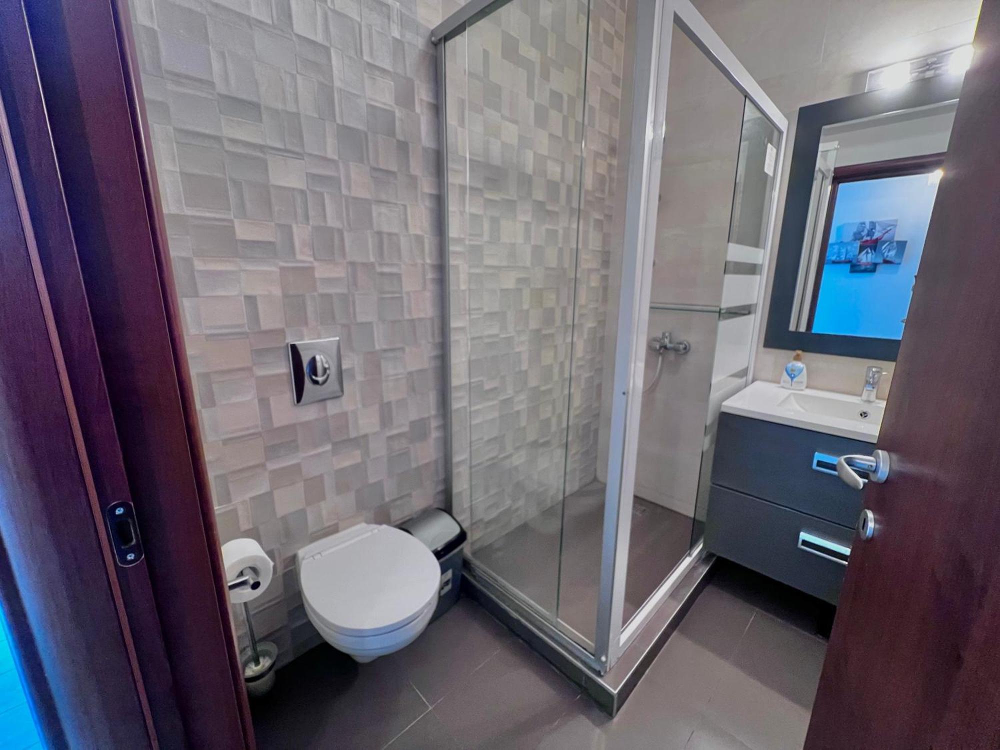 Blue Bike Seaview Apartment مامايا المظهر الخارجي الصورة
